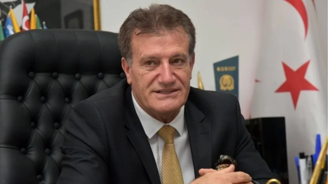 KKTC’de Kritik Görev Değişikliği: Erhan Arıklı Görevden Alındı