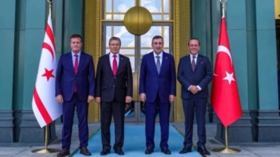 KKTC’NİN DİJİTAL GELECEĞİNDE TARİHİ ADIM: FİBER PROJESİNDE EK PROTOKOL İMZALANDI