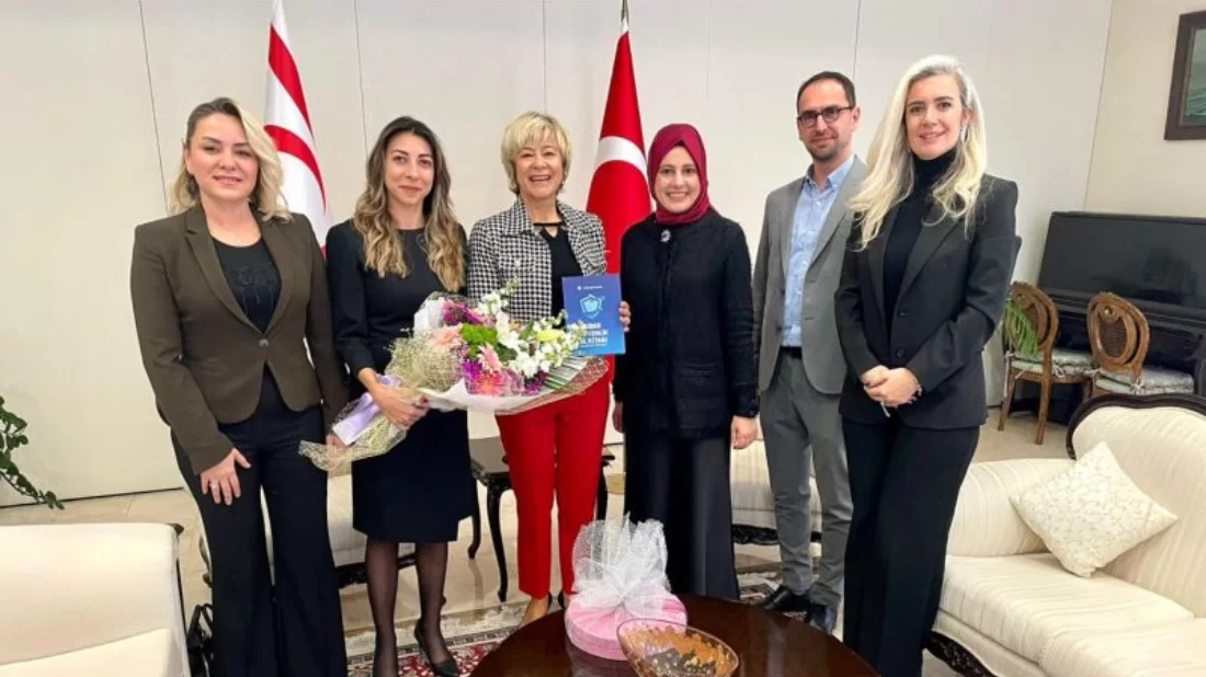 Kuzey Kıbrıs Turkcell’den “eğitim” ziyaretleri