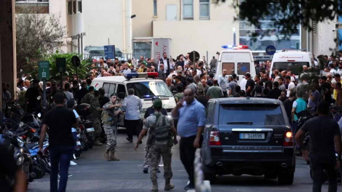 Siber saldırılarda çağrı cihazlarının ardından bu kez telsizler patlatıldı