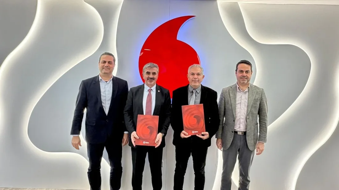 Telsim’den KKTC Badminton Federasyonu’na Sponsorluk Desteği